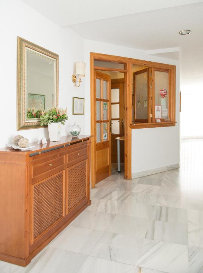 Hostal Camino Real Granada Buitenkant foto